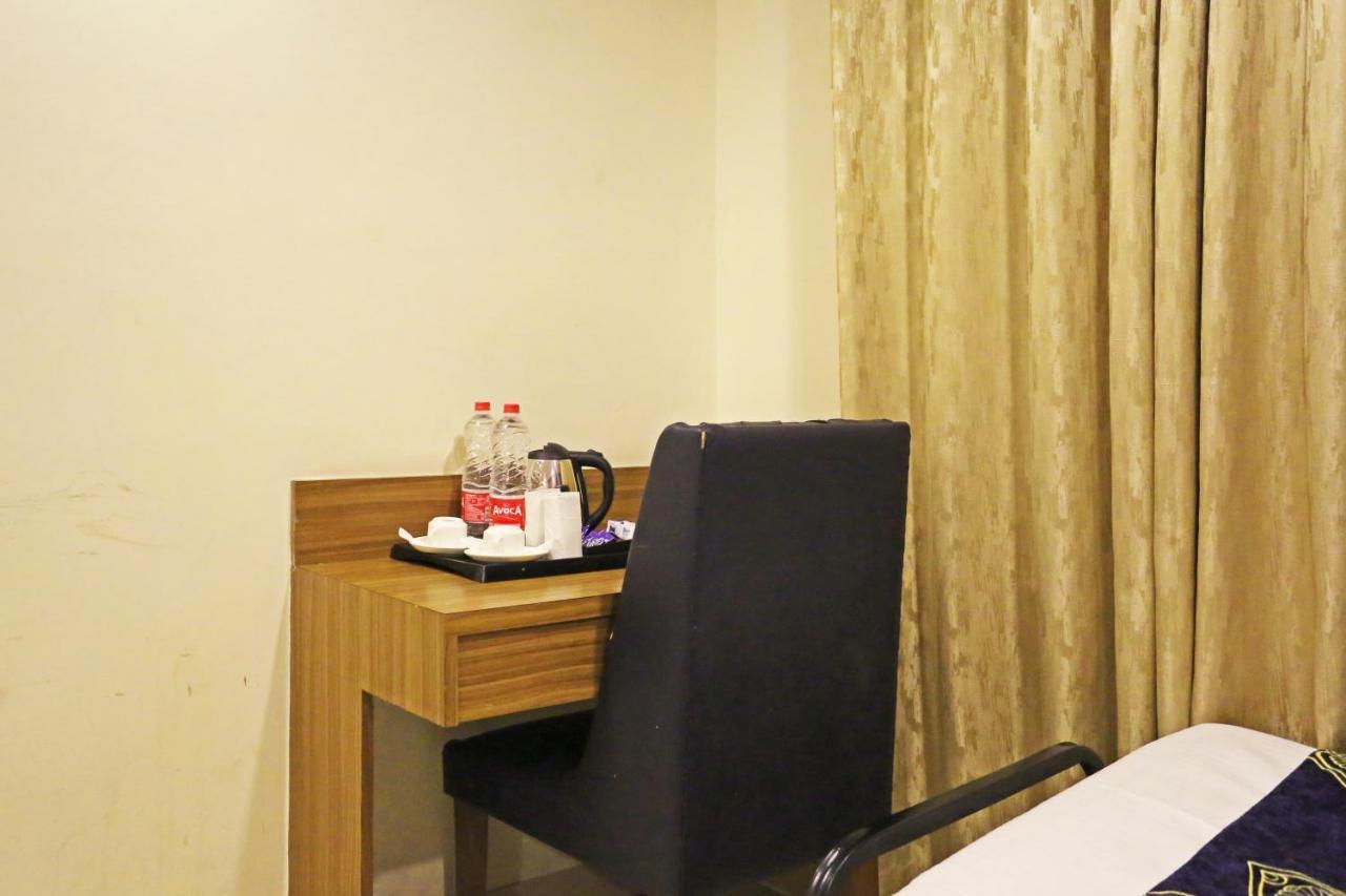 Hotel Grand Suites By D'Capitol Near Delhi Airport New Delhi Exteriör bild