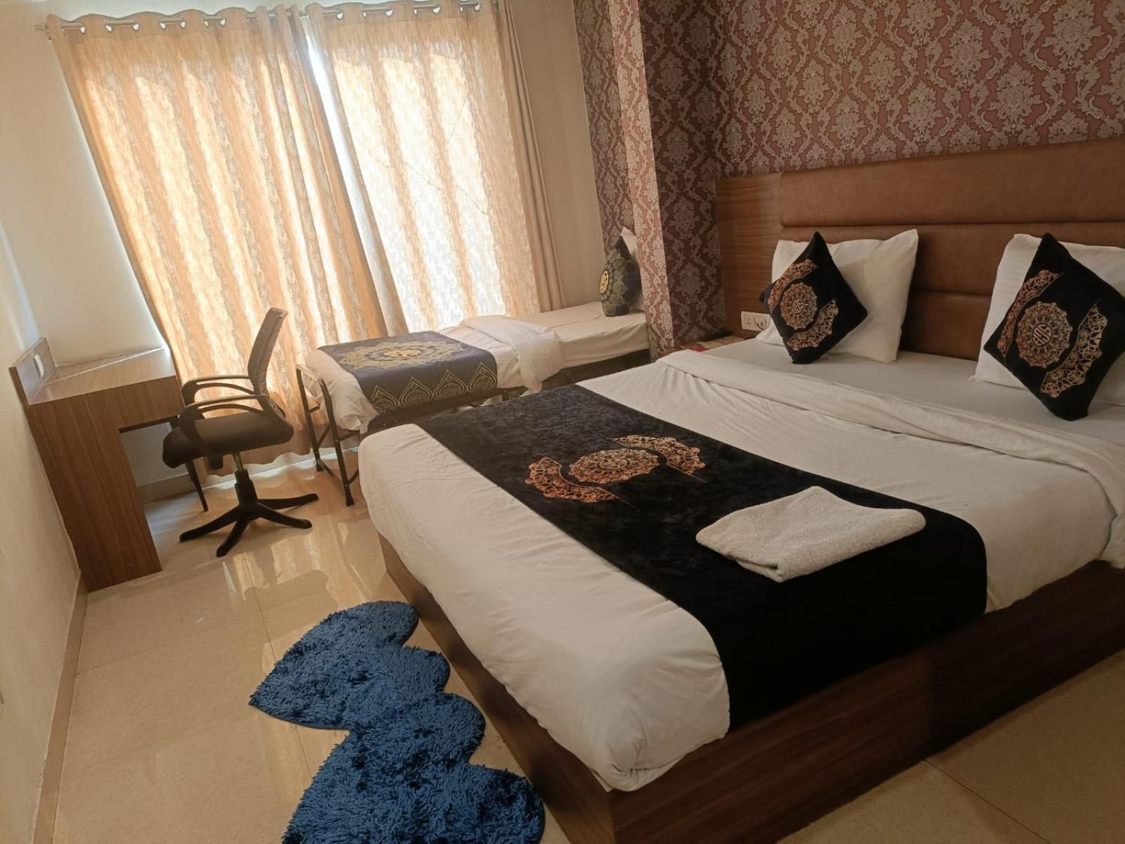 Hotel Grand Suites By D'Capitol Near Delhi Airport New Delhi Exteriör bild