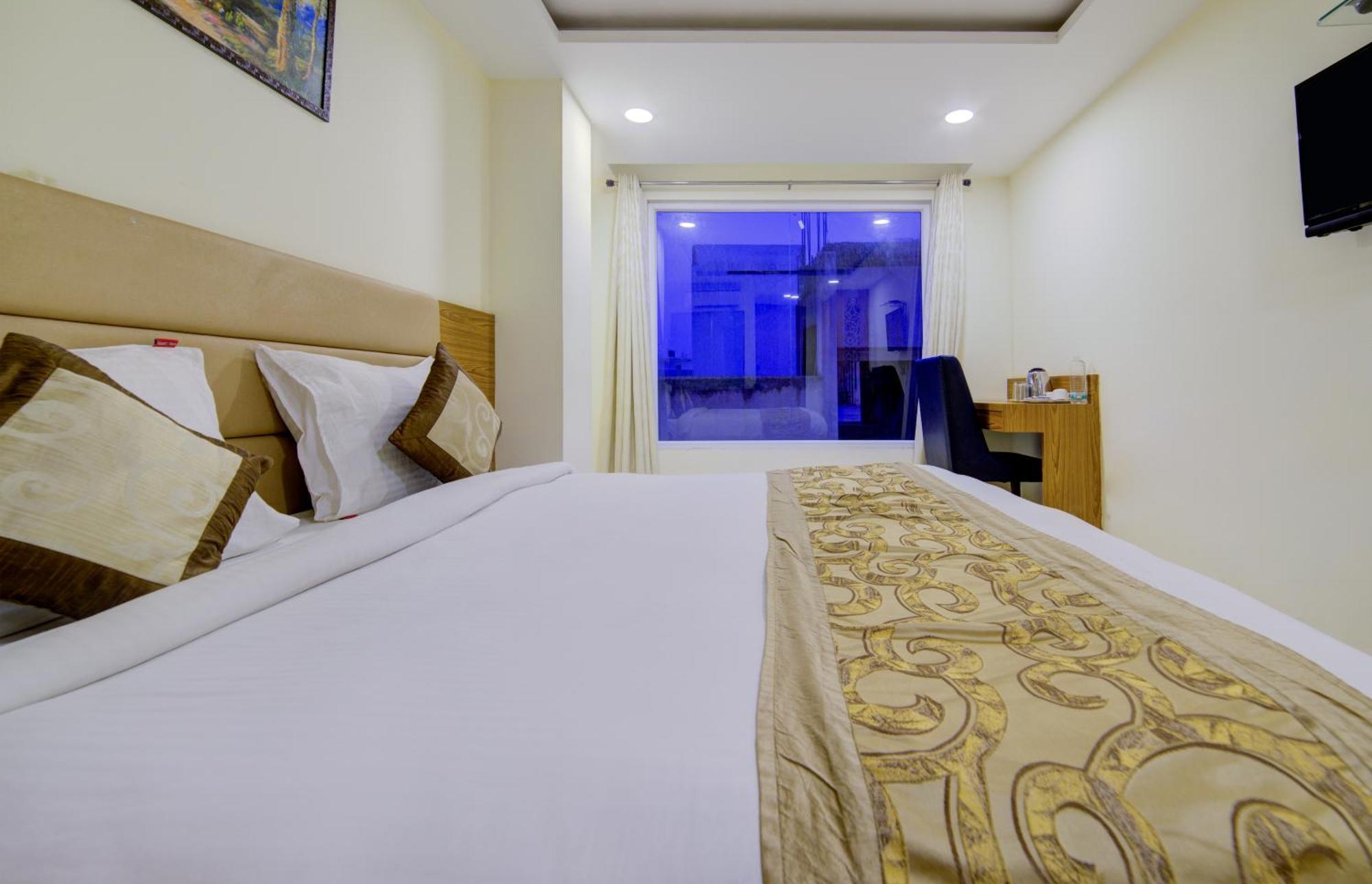 Hotel Grand Suites By D'Capitol Near Delhi Airport New Delhi Exteriör bild