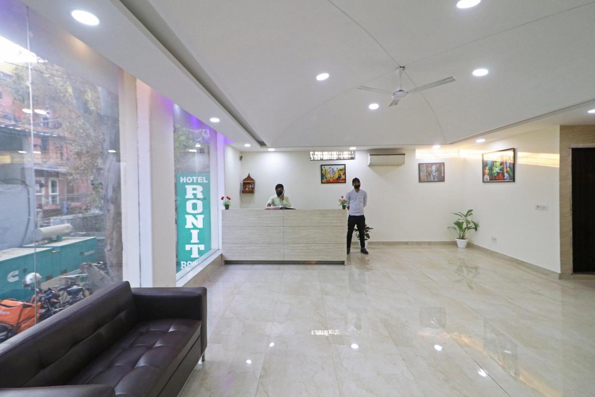 Hotel Grand Suites By D'Capitol Near Delhi Airport New Delhi Exteriör bild